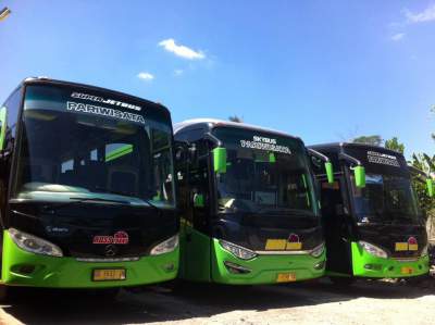 jasabuspariwisata-bus-pariwisata-ross-trans-unit