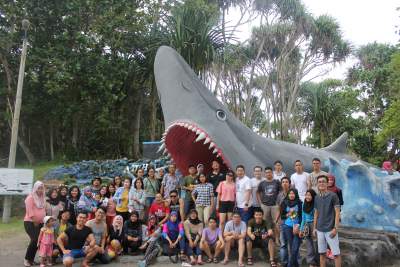 jasabuspariwisata-kunjungi-8-obyek-wisata-di-pangandaran-ini-saat-liburan-sekolah-batu-hiu