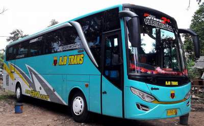 jasabuspariwisata-bus-pariwisata-rjb -trans-2